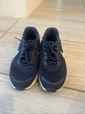 Men's Navy Athletic Running Shoes - Comfortable Everyday Trainer Size 10.5